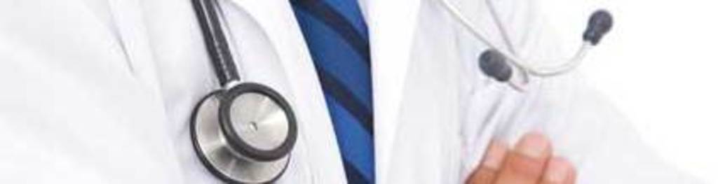 Fake e2 80 99 doctor examines 2 300 people